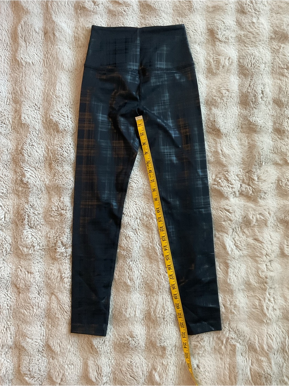 Beyond Yoga Black Plaid Leggings